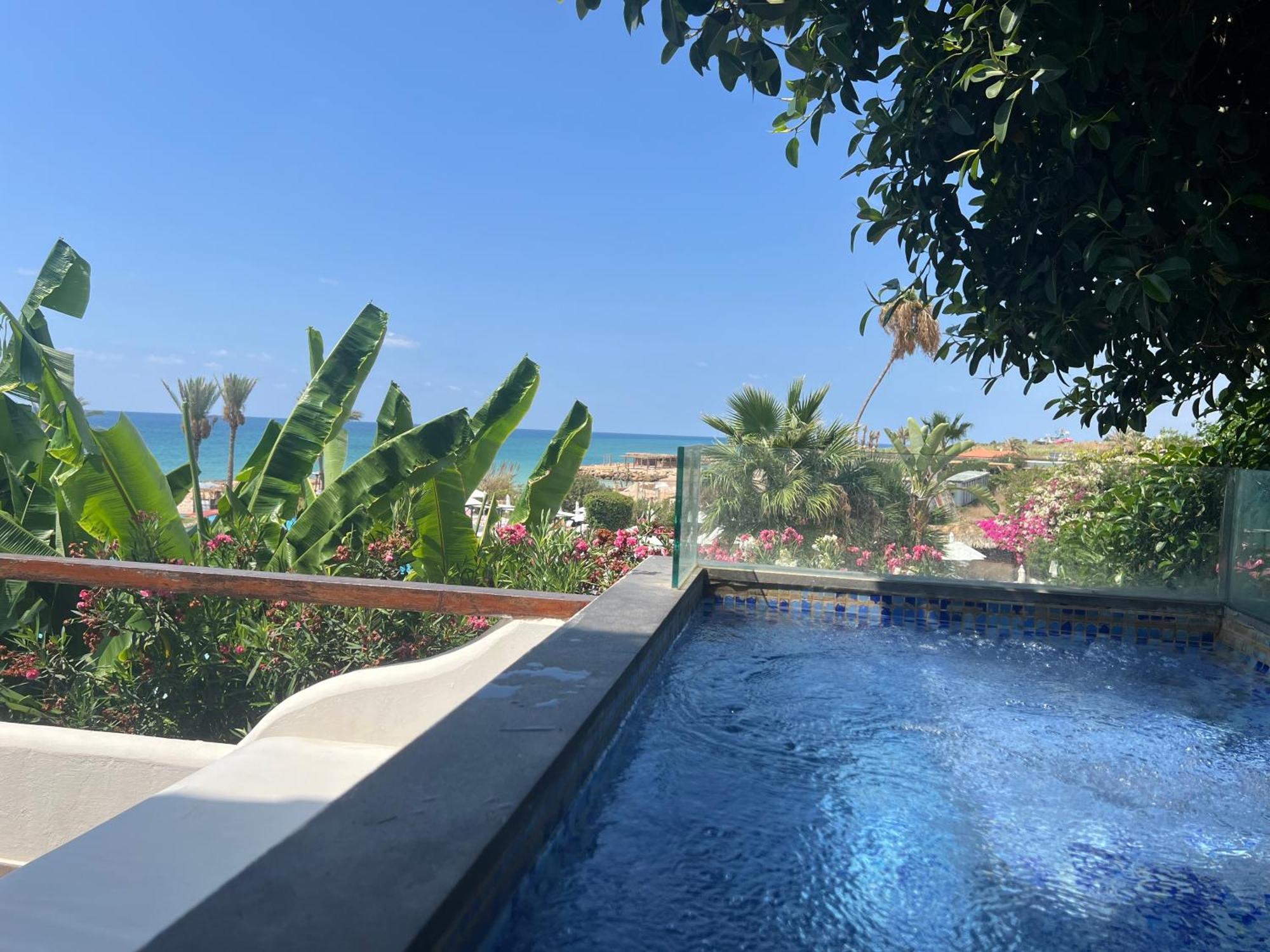 Jhotelresorts Damour Buitenkant foto