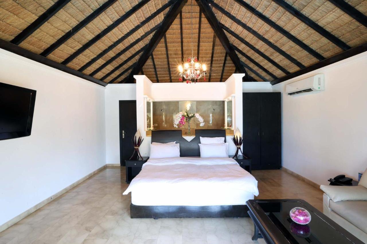 Jhotelresorts Damour Buitenkant foto